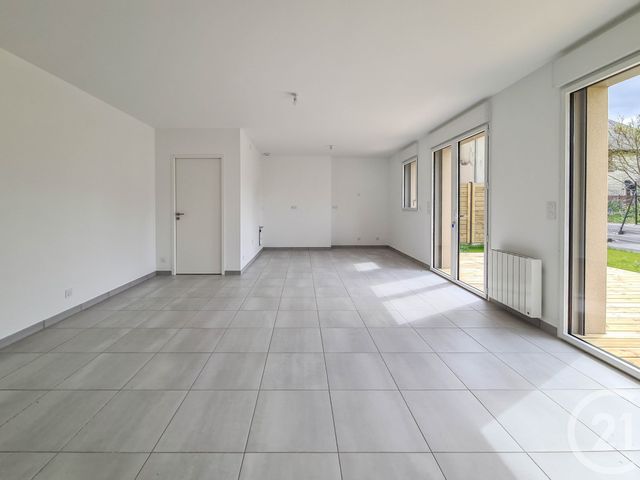 Appartement T4 à vendre - 4 pièces - 108.0 m2 - COMBOURG - 35 - BRETAGNE - Century 21 Dréano Immobilier