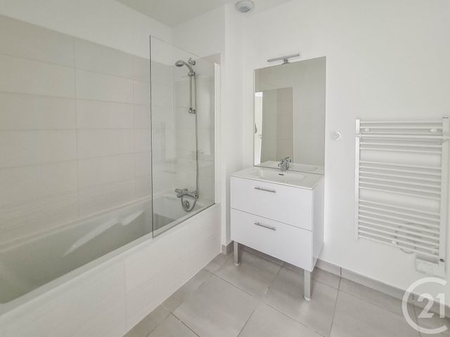 Appartement T4 à vendre - 4 pièces - 108.0 m2 - COMBOURG - 35 - BRETAGNE - Century 21 Dréano Immobilier