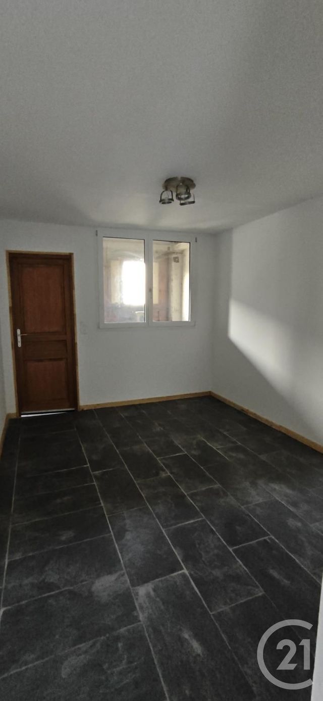 maison à louer - 3 pièces - 76.57 m2 - BAZOUGES LA PEROUSE - 35 - BRETAGNE - Century 21 Dréano Immobilier