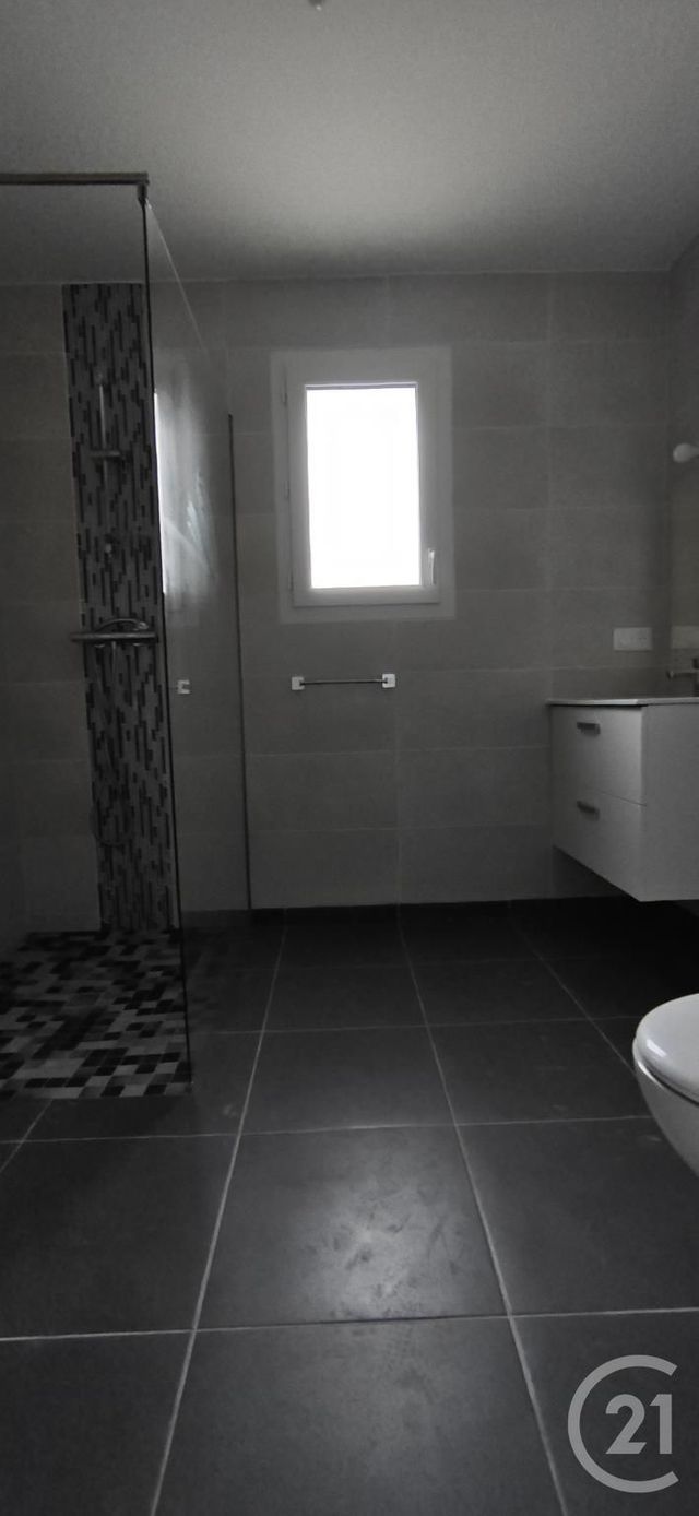 maison à louer - 4 pièces - 85.0 m2 - COMBOURG - 35 - BRETAGNE - Century 21 Dréano Immobilier