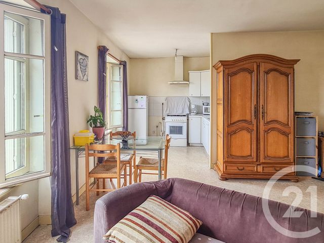 Afficher la photo en grand Appartement T3 à vendre - 3 pièces - 62.0 m2 - COMBOURG - 35 - BRETAGNE - Century 21 Dréano Immobilier