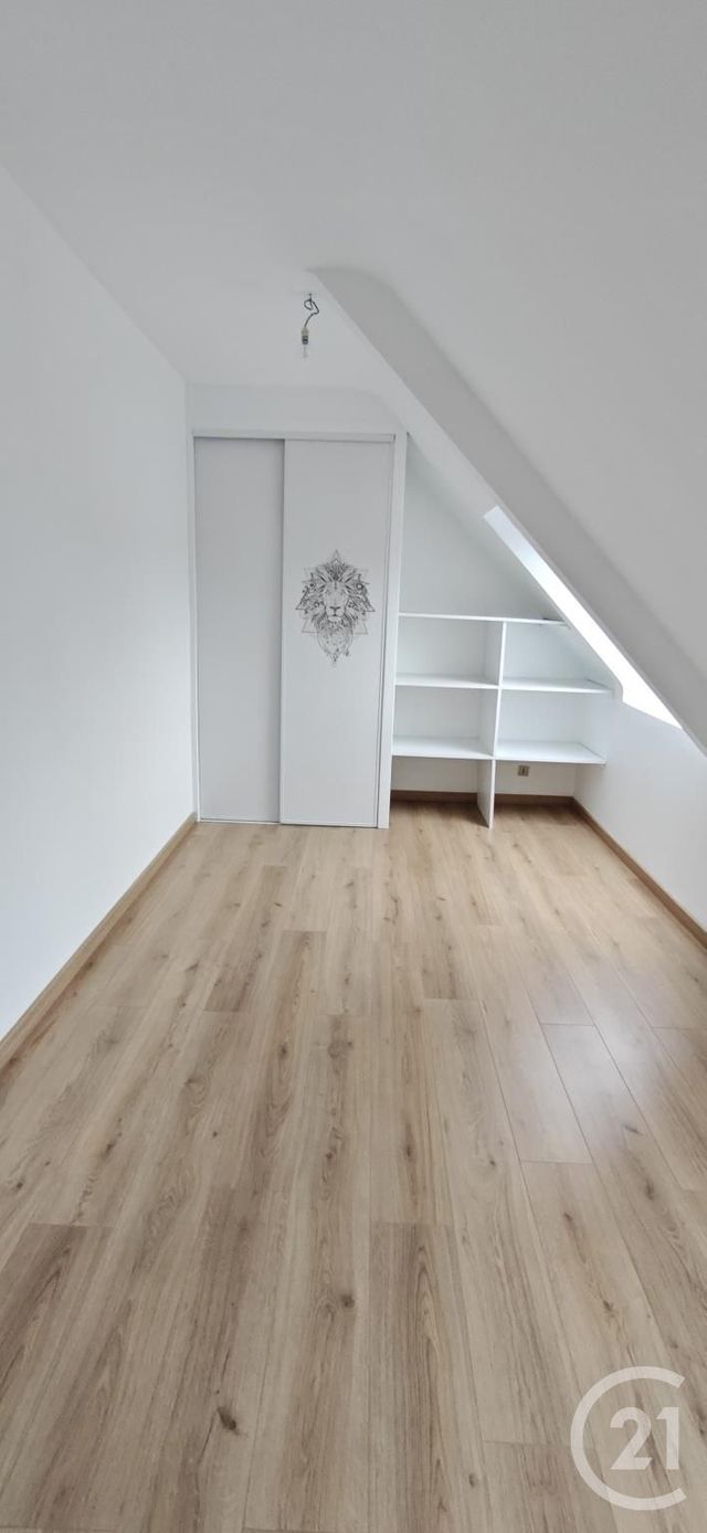 maison à louer - 5 pièces - 1200.0 m2 - COMBOURG - 35 - BRETAGNE - Century 21 Dréano Immobilier