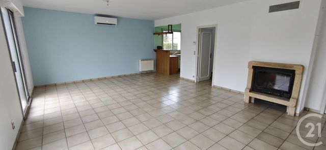 maison à louer - 5 pièces - 1200.0 m2 - COMBOURG - 35 - BRETAGNE - Century 21 Dréano Immobilier