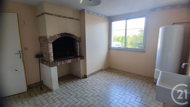 maison à louer - 5 pièces - 1200.0 m2 - COMBOURG - 35 - BRETAGNE - Century 21 Dréano Immobilier