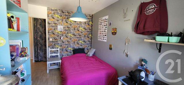 Appartement Triplex à vendre - 4 pièces - 87.85 m2 - GEVEZE - 35 - BRETAGNE - Century 21 Dréano Immobilier