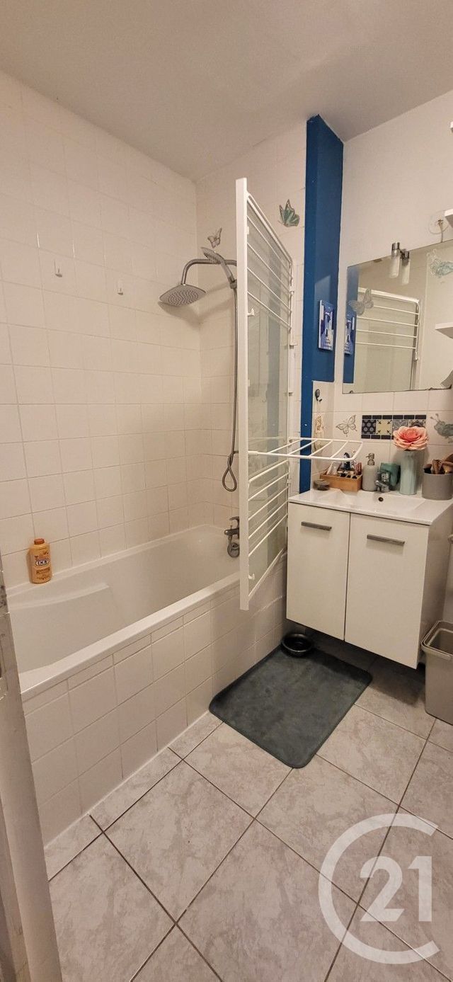 Appartement Triplex à vendre - 4 pièces - 87.85 m2 - GEVEZE - 35 - BRETAGNE - Century 21 Dréano Immobilier