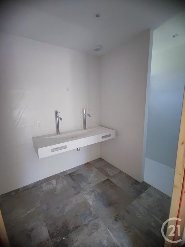 maison à louer - 4 pièces - 145.0 m2 - COMBOURG - 35 - BRETAGNE - Century 21 Dréano Immobilier