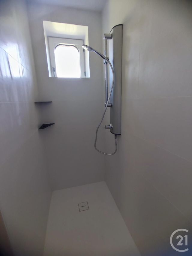 maison à louer - 4 pièces - 145.0 m2 - COMBOURG - 35 - BRETAGNE - Century 21 Dréano Immobilier