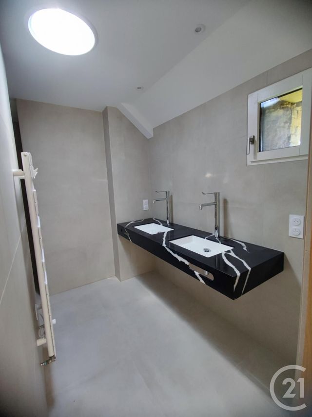 maison à louer - 4 pièces - 145.0 m2 - COMBOURG - 35 - BRETAGNE - Century 21 Dréano Immobilier