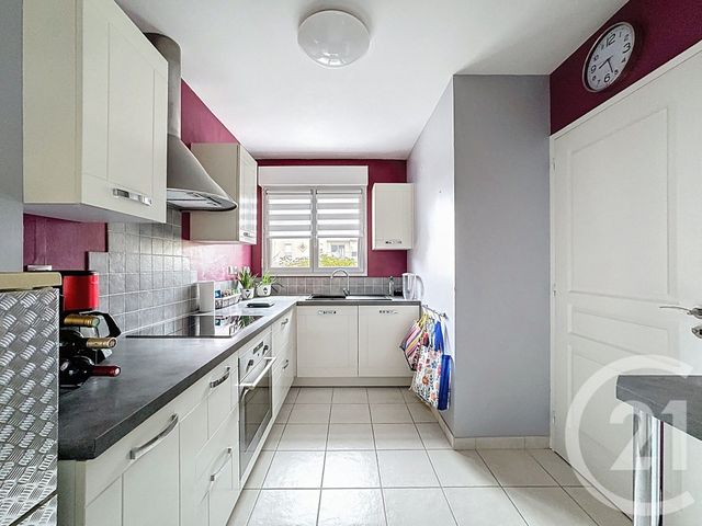 maison à vendre - 5 pièces - 94.3 m2 - LA MEZIERE - 35 - BRETAGNE - Century 21 Dréano Immobilier