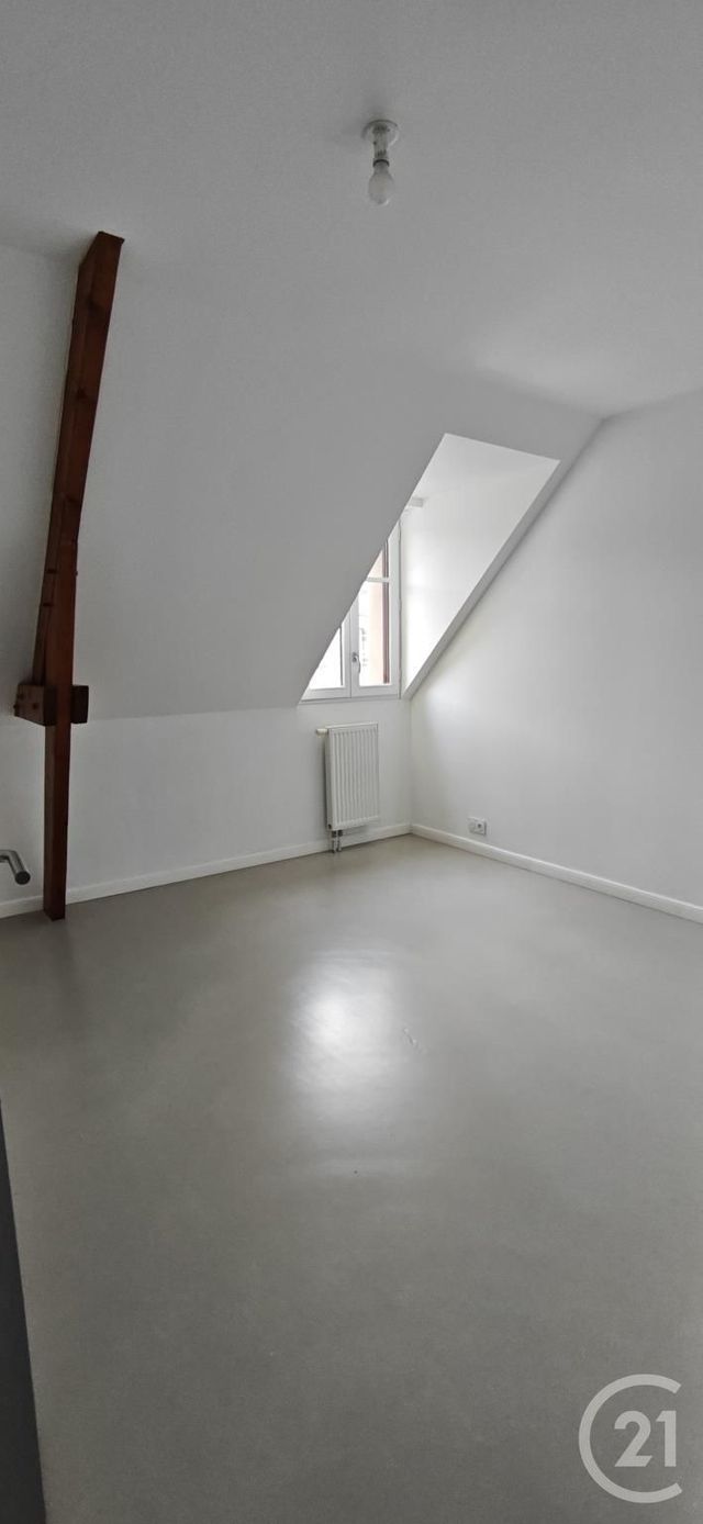 Appartement F4 à louer - 4 pièces - 85.54 m2 - PLEUGUENEUC - 35 - BRETAGNE - Century 21 Dréano Immobilier