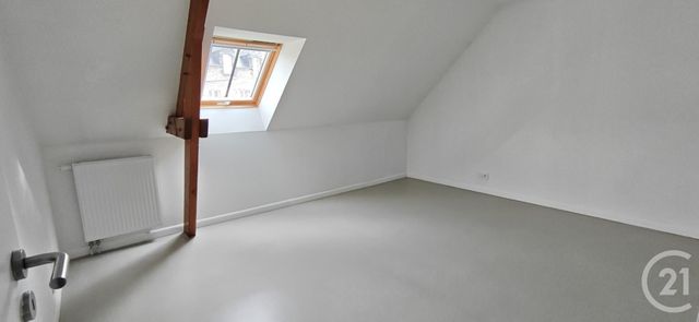 Appartement F4 à louer - 4 pièces - 85.54 m2 - PLEUGUENEUC - 35 - BRETAGNE - Century 21 Dréano Immobilier