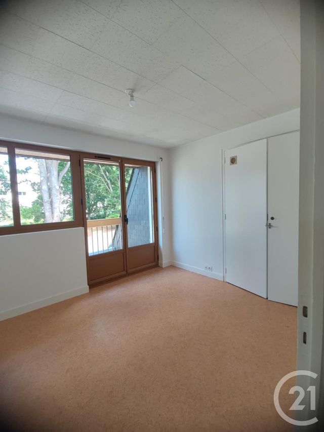 Appartement F2 à louer - 2 pièces - 48.92 m2 - COMBOURG - 35 - BRETAGNE - Century 21 Dréano Immobilier