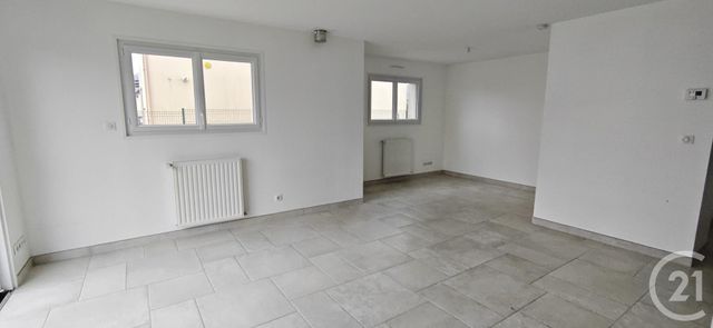 maison à louer - 4 pièces - 104.32 m2 - HEDE BAZOUGES - 35 - BRETAGNE - Century 21 Dréano Immobilier