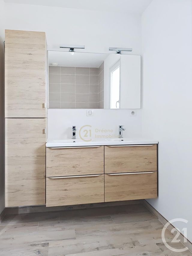 maison à louer - 5 pièces - 104.32 m2 - HEDE BAZOUGES - 35 - BRETAGNE - Century 21 Dréano Immobilier