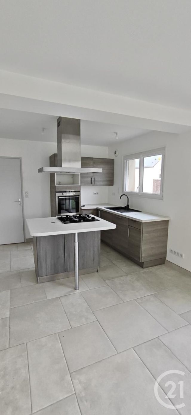 maison à louer - 4 pièces - 104.32 m2 - HEDE BAZOUGES - 35 - BRETAGNE - Century 21 Dréano Immobilier