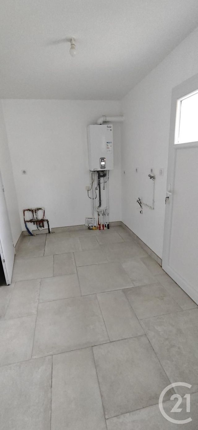 maison à louer - 4 pièces - 104.32 m2 - HEDE BAZOUGES - 35 - BRETAGNE - Century 21 Dréano Immobilier