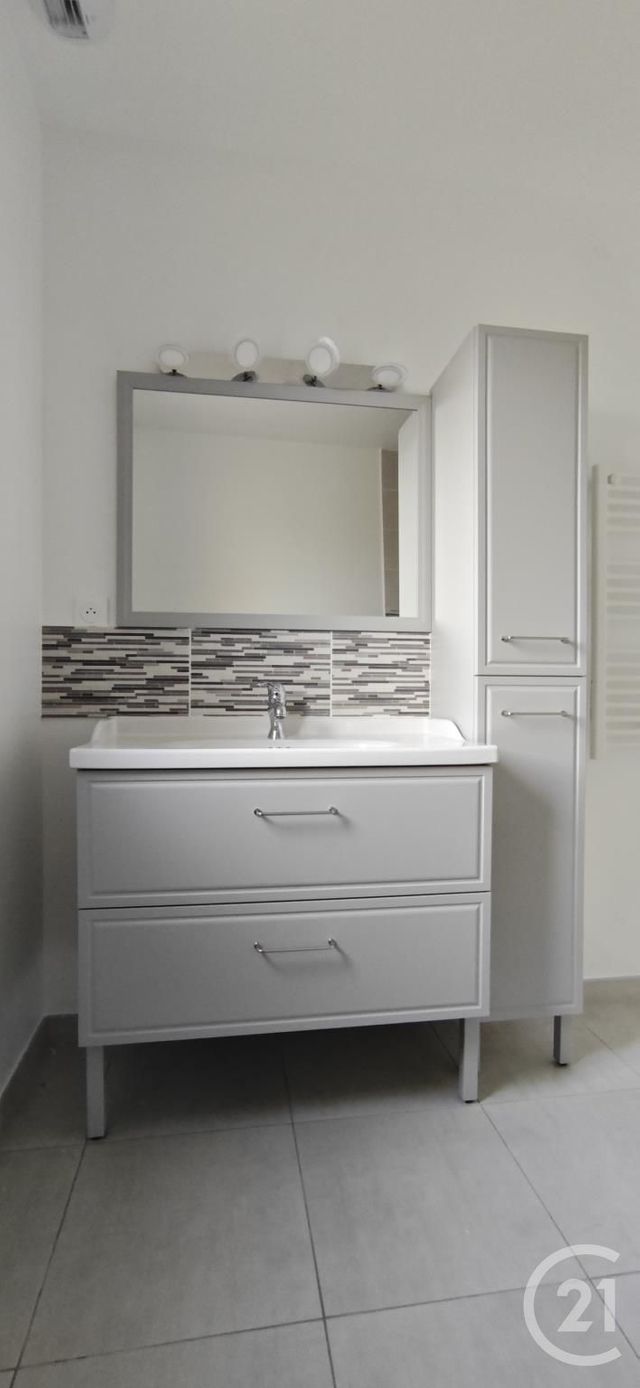 maison à louer - 3 pièces - 74.42 m2 - COMBOURG - 35 - BRETAGNE - Century 21 Dréano Immobilier