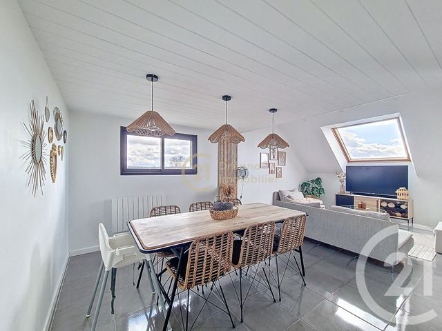 Appartement T4 à vendre - 4 pièces - 115.8 m2 - ST DOMINEUC - 35 - BRETAGNE - Century 21 Dréano Immobilier