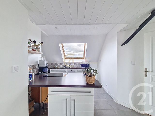 Appartement T4 à vendre - 4 pièces - 115.8 m2 - ST DOMINEUC - 35 - BRETAGNE - Century 21 Dréano Immobilier