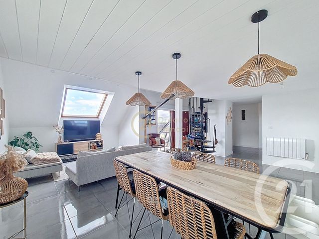 Appartement T4 à vendre - 4 pièces - 115.8 m2 - ST DOMINEUC - 35 - BRETAGNE - Century 21 Dréano Immobilier