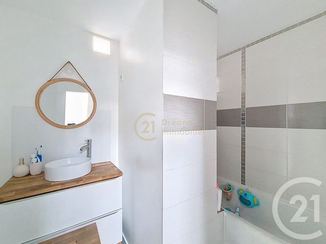 Appartement T4 à vendre - 4 pièces - 115.8 m2 - ST DOMINEUC - 35 - BRETAGNE - Century 21 Dréano Immobilier