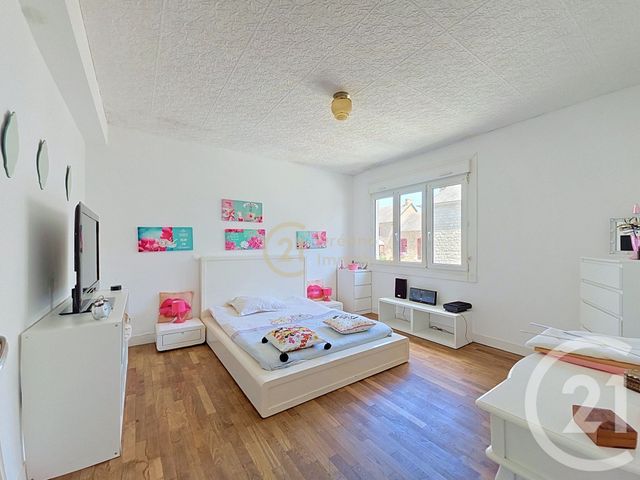 maison à vendre - 7 pièces - 156.0 m2 - ST PERN - 35 - BRETAGNE - Century 21 Dréano Immobilier