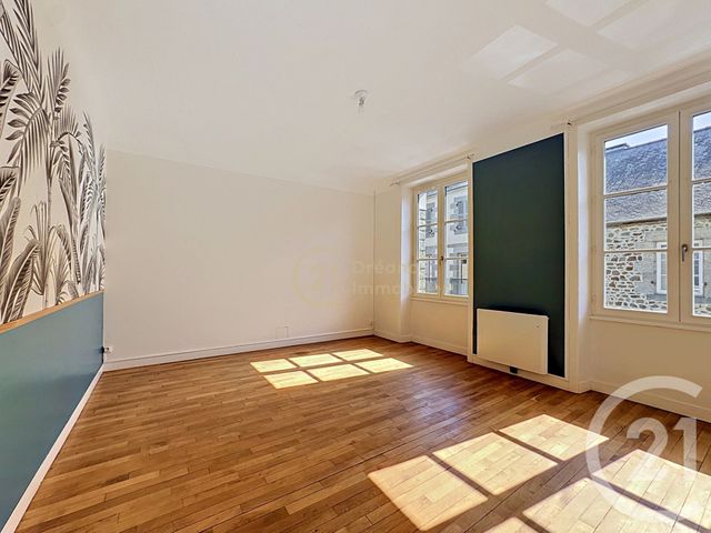 maison à vendre - 8 pièces - 166.0 m2 - HEDE BAZOUGES - 35 - BRETAGNE - Century 21 Dréano Immobilier