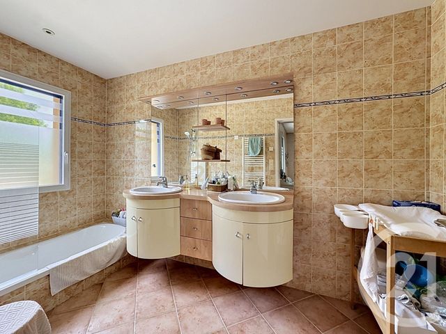 maison à vendre - 6 pièces - 194.0 m2 - HEDE BAZOUGES - 35 - BRETAGNE - Century 21 Dréano Immobilier