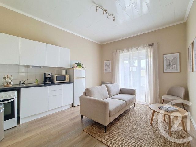 Appartement T2 à vendre - 2 pièces - 30.0 m2 - COMBOURG - 35 - BRETAGNE - Century 21 Dréano Immobilier