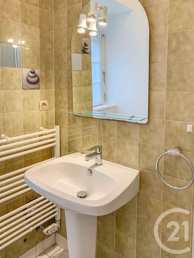 Appartement T2 à vendre - 2 pièces - 30.0 m2 - COMBOURG - 35 - BRETAGNE - Century 21 Dréano Immobilier