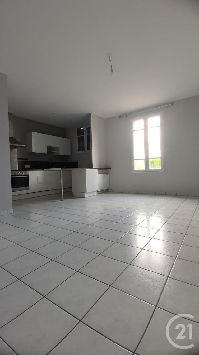 Appartement F2 à louer HEDE BAZOUGES