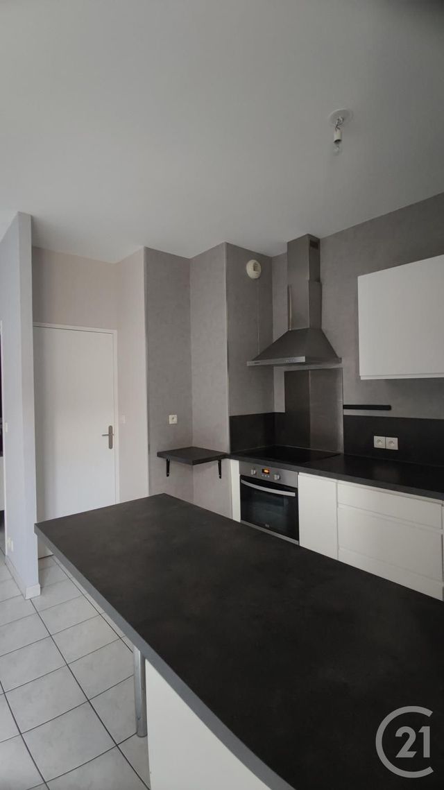 Appartement F2 à louer - 2 pièces - 47.6 m2 - HEDE BAZOUGES - 35 - BRETAGNE - Century 21 Dréano Immobilier
