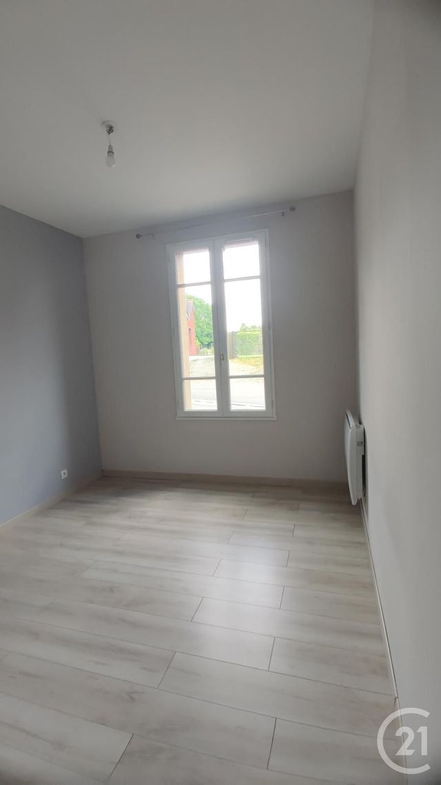Appartement F2 à louer - 2 pièces - 47.6 m2 - HEDE BAZOUGES - 35 - BRETAGNE - Century 21 Dréano Immobilier