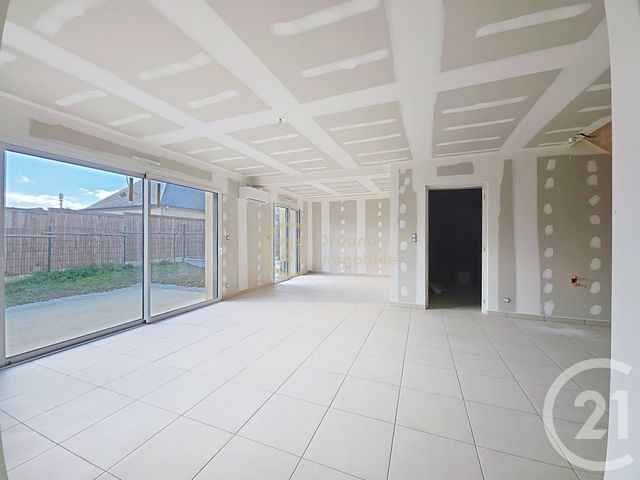 maison à vendre - 7 pièces - 125.13 m2 - ST MEEN LE GRAND - 35 - BRETAGNE - Century 21 Dréano Immobilier