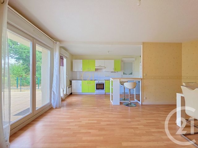Appartement T3 à vendre - 3 pièces - 64.0 m2 - SENS DE BRETAGNE - 35 - BRETAGNE - Century 21 Dréano Immobilier