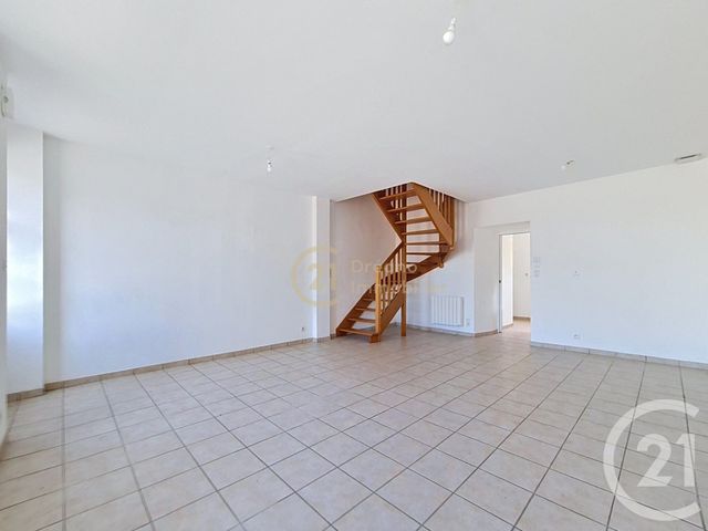 maison à vendre - 4 pièces - 62.9 m2 - COMBOURG - 35 - BRETAGNE - Century 21 Dréano Immobilier