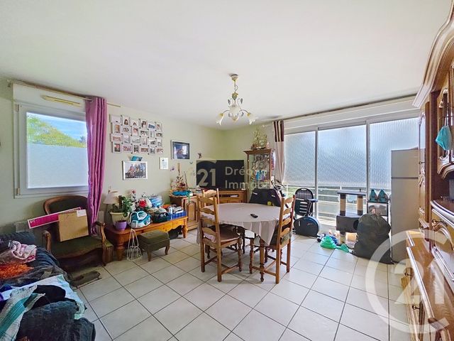 Appartement T3 à vendre - 3 pièces - 60.04 m2 - ST MEEN LE GRAND - 35 - BRETAGNE - Century 21 Dréano Immobilier