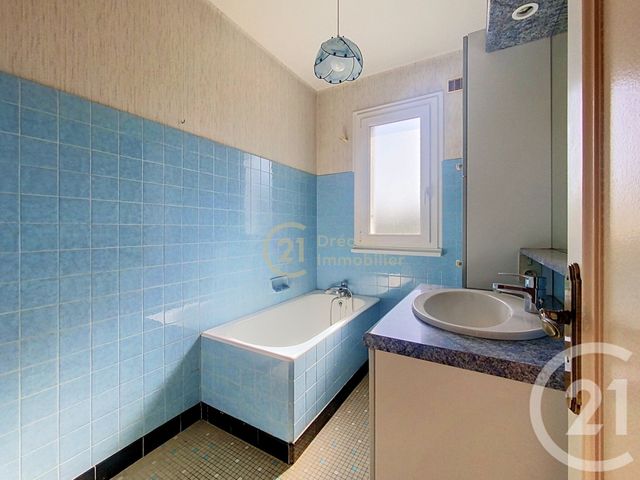 maison à vendre - 6 pièces - 131.24 m2 - PLEUDIHEN SUR RANCE - 22 - BRETAGNE - Century 21 Dréano Immobilier