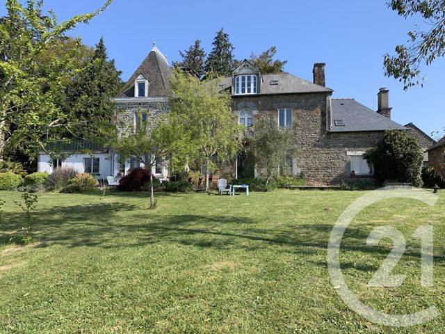 maison à vendre - 10 pièces - 297.3 m2 - NOYAL SOUS BAZOUGES - 35 - BRETAGNE - Century 21 Dréano Immobilier
