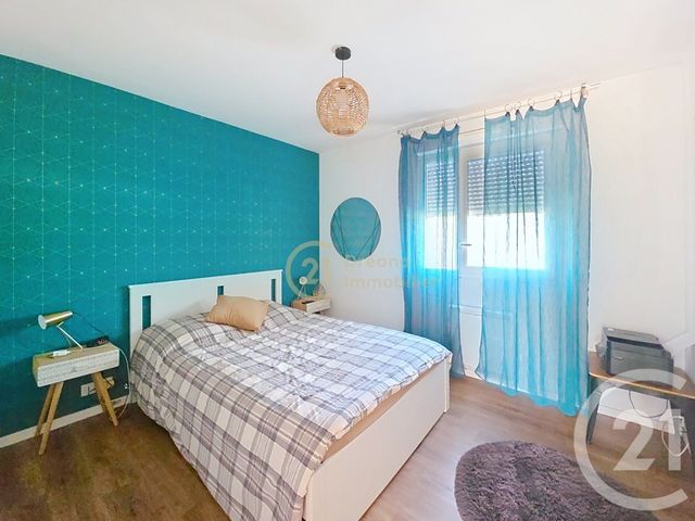 Appartement T2 à vendre - 2 pièces - 42.9 m2 - ST MEEN LE GRAND - 35 - BRETAGNE - Century 21 Dréano Immobilier