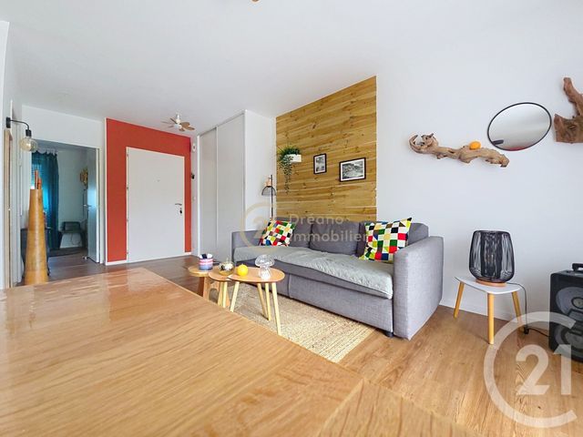 Appartement T2 à vendre - 2 pièces - 42.9 m2 - ST MEEN LE GRAND - 35 - BRETAGNE - Century 21 Dréano Immobilier