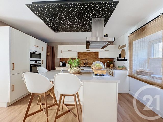 maison à vendre - 6 pièces - 130.0 m2 - DINGE - 35 - BRETAGNE - Century 21 Dréano Immobilier